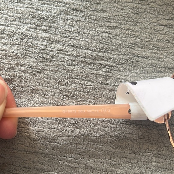 Guess sunglasses - Picture 7 of 8